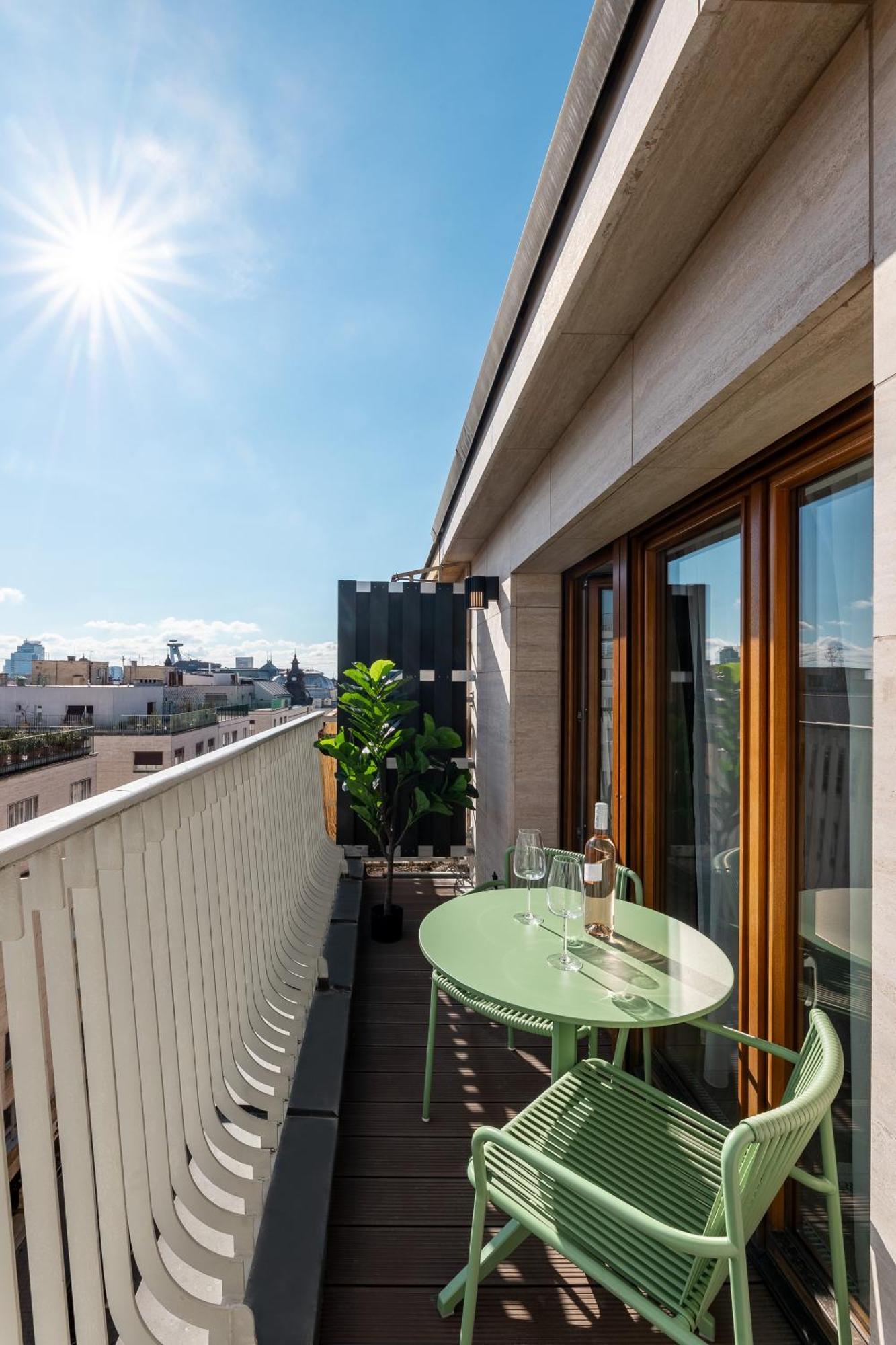 Catalog Boutique Rooms Pressburg Exterior foto