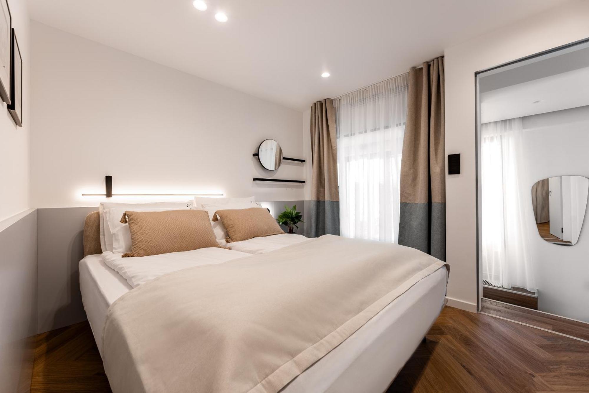Catalog Boutique Rooms Pressburg Exterior foto