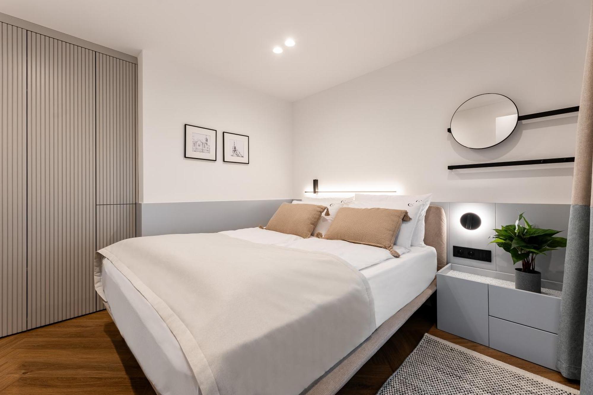 Catalog Boutique Rooms Pressburg Exterior foto