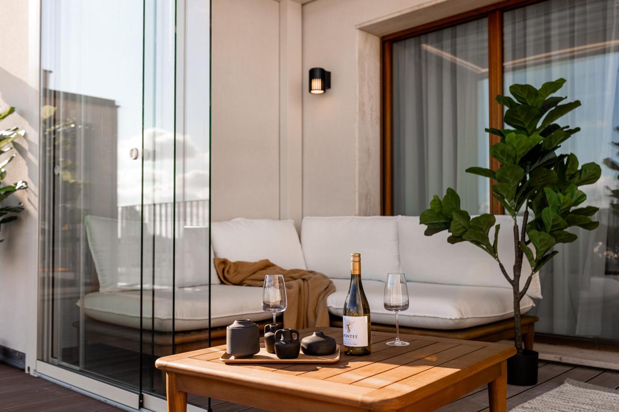 Catalog Boutique Rooms Pressburg Exterior foto